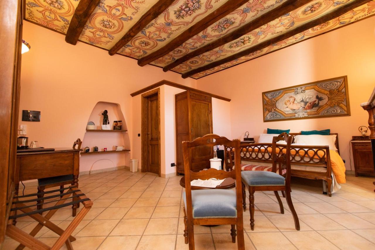 ホテル Palazzo Lauritano アジェーロラ エクステリア 写真