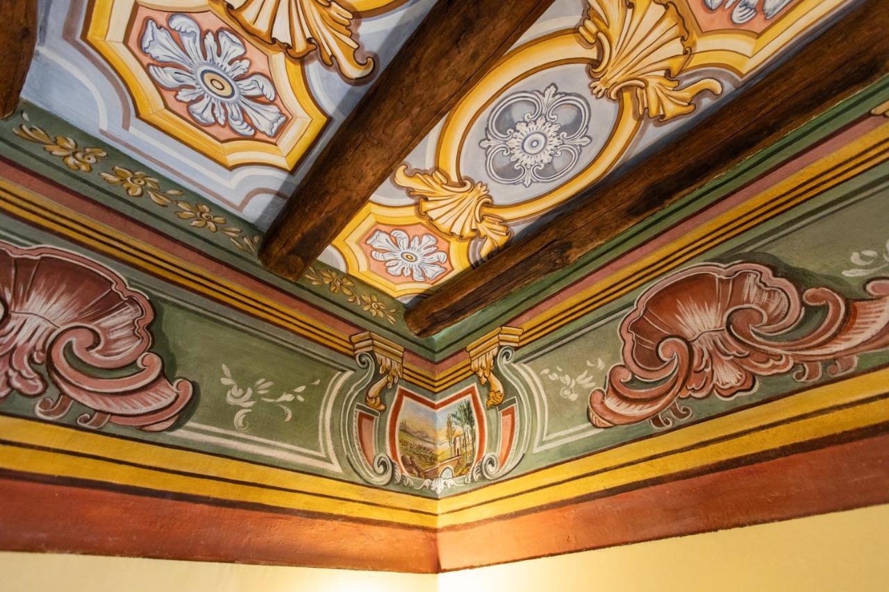 ホテル Palazzo Lauritano アジェーロラ エクステリア 写真